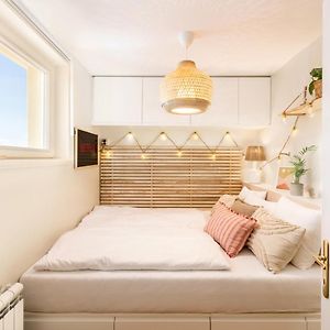 Studio met een King Size Bed